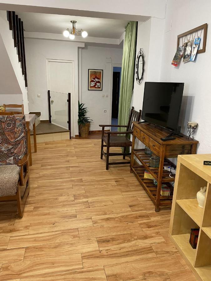 Вилла Alquiler Rural Cutar, Casa Robles Экстерьер фото