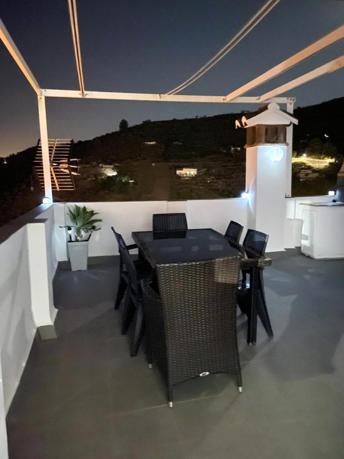 Вилла Alquiler Rural Cutar, Casa Robles Экстерьер фото